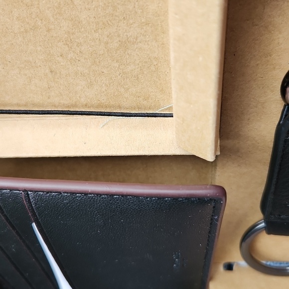 Coach Mens Wallet all over print and key chain ONLY FROM BOX SET NWT - Picture 15 of 15